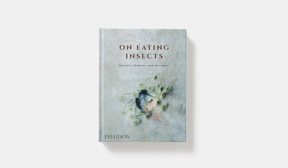 On Eating Insects - Essays, Stories and Recipes i gruppen Matlagning / Kokböcker / Övriga kokböcker hos The Kitchen Lab (1399-16072)