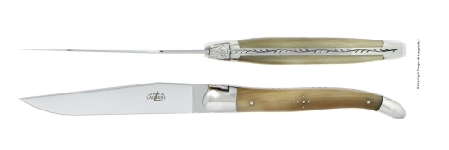 Två knivar, Handtag av Ljust Horn, blank, Tradition - Forge de Laguiole