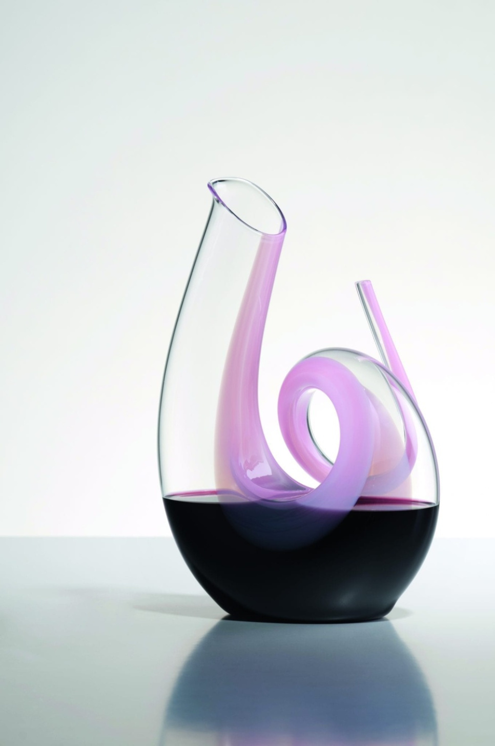 Karaff Curly Pink, 140cl - Riedel