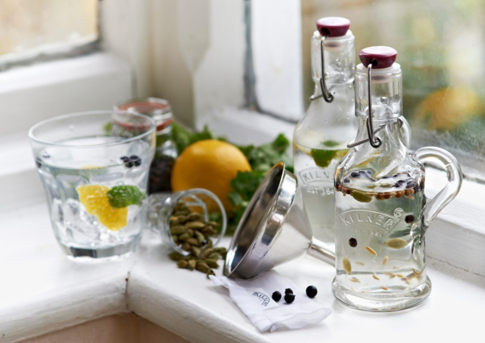 Påfyllnadstratt med sil i rostfritt, 12,8x11,5cm - Kilner