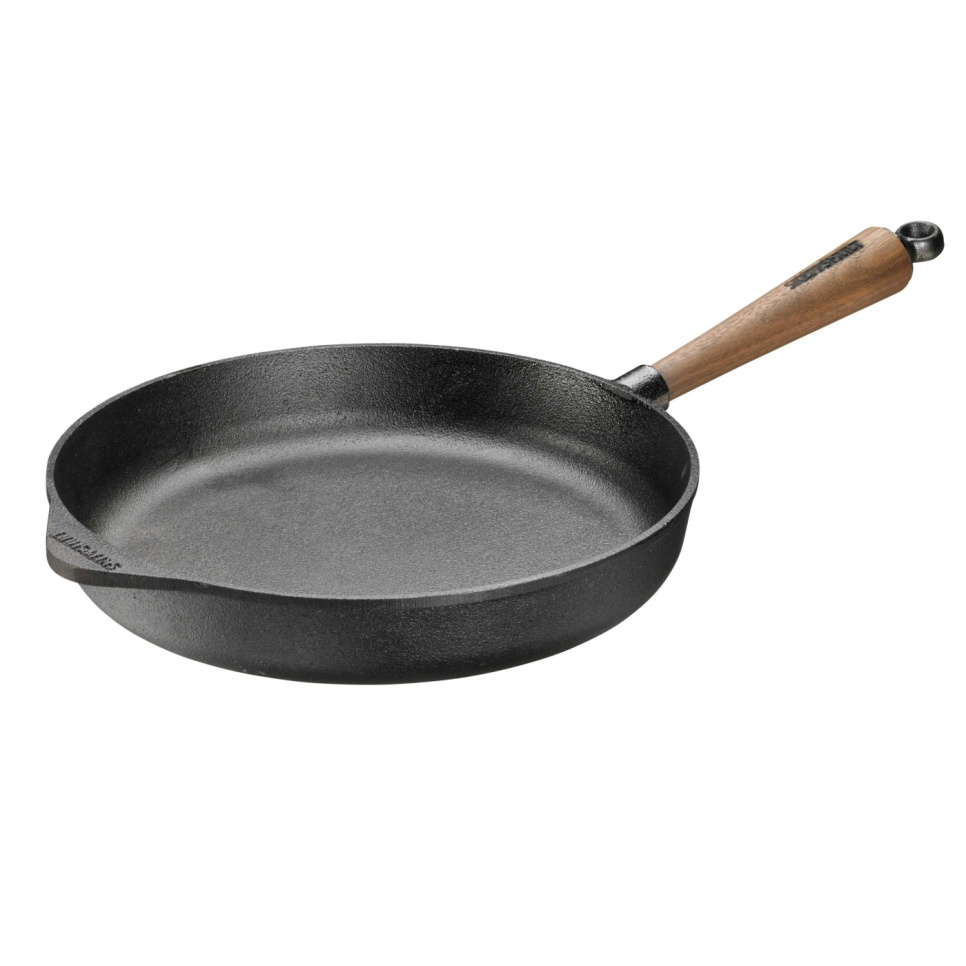 Traktörpanna, valnötshandtag, 28cm - Skeppshult i gruppen Matlagning / Stekkärl / Traktörpannor hos KitchenLab (1146-13412)