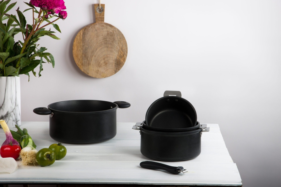 Belagd kastrull med avtagbara handtag, Cookway - Cristel