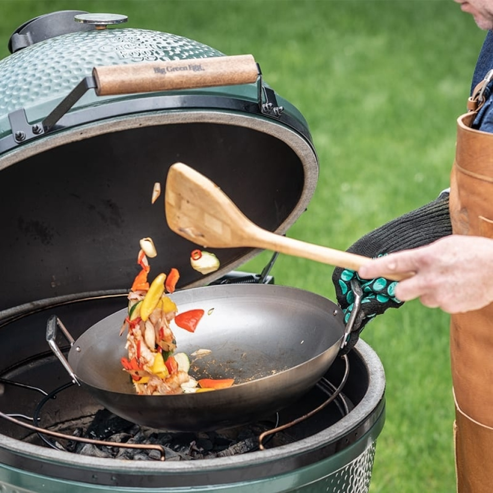 Wokpanna och Stekspade, kolstål - Big Green Egg
