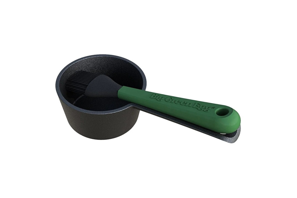 Gjutjärnskastrull med pensel - Big Green Egg i gruppen Matlagning / Kastruller & Grytor / Kastruller hos KitchenLab (1282-35178)