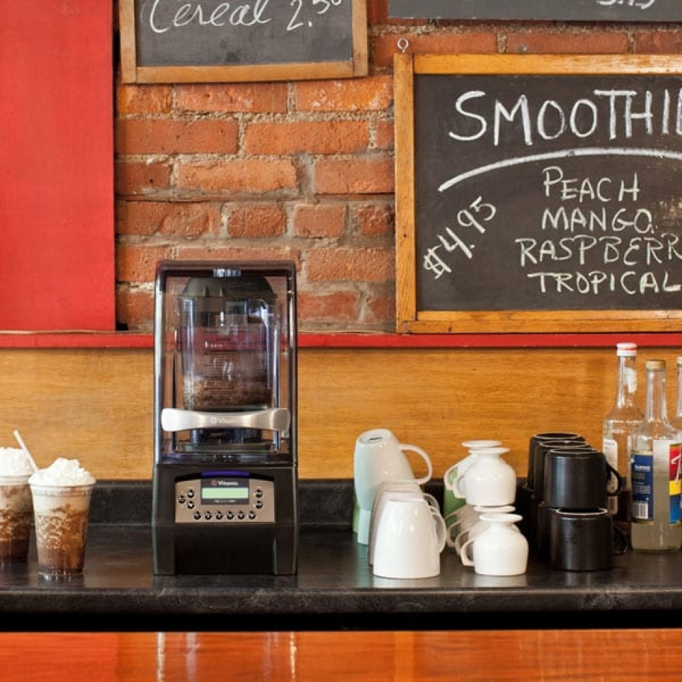 Blender - The Quiet One - Vitamix Commercial