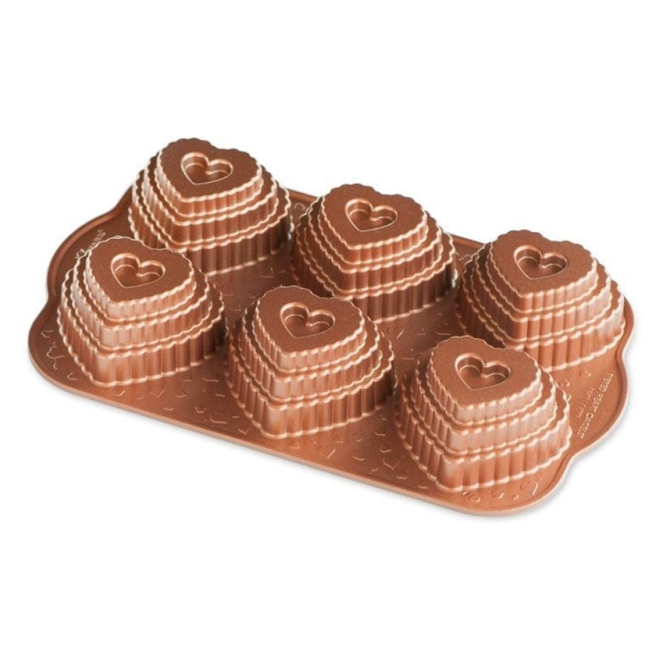 Bakform tiered heart cakelet - Nordic Ware i gruppen Bakning / Bakformar / Kakformar hos The Kitchen Lab (1288-17735)