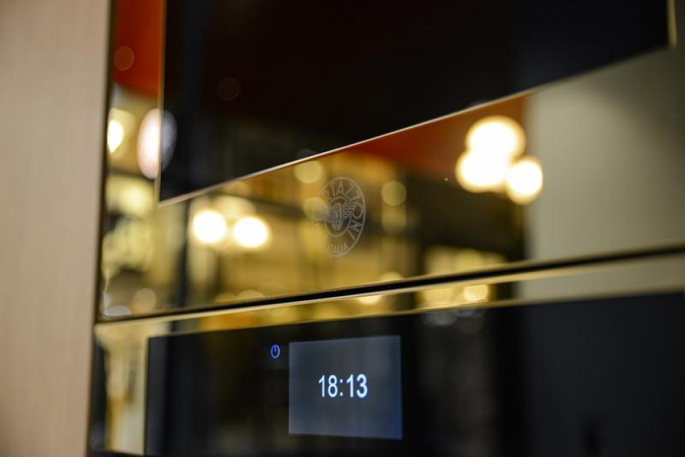 Kombiugn med mikro, TFT, guld blank, Modern-series – Bertazzoni