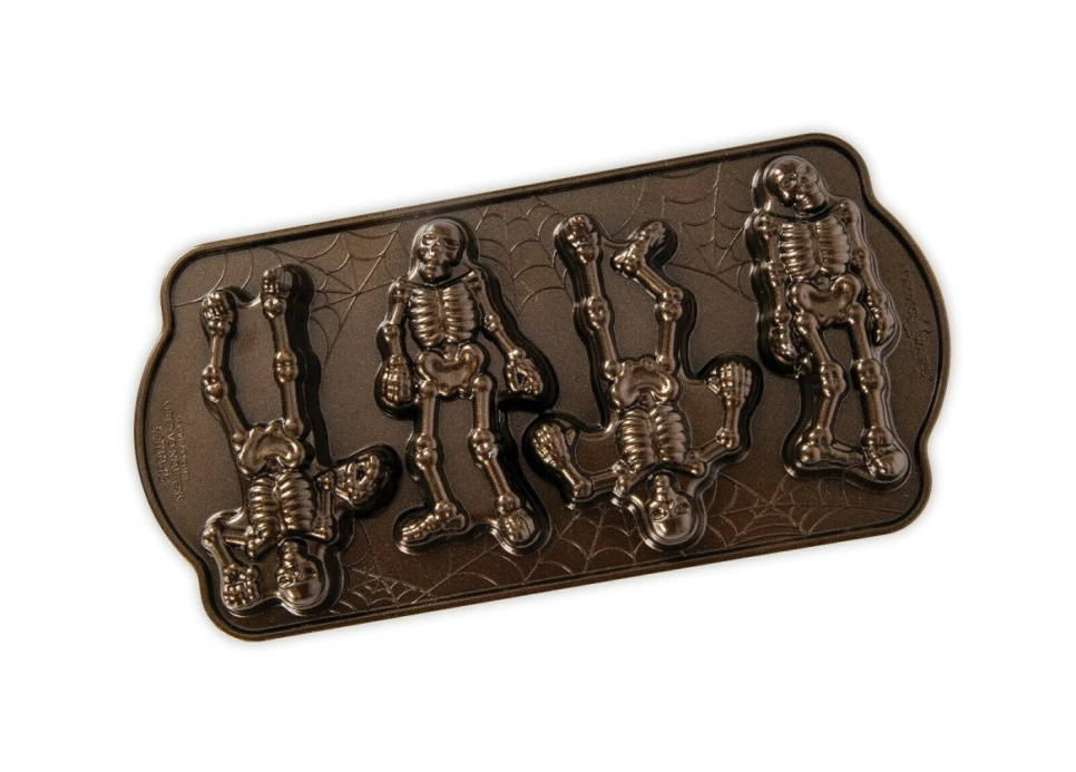 Bakform, Spooky Skeleton Cakelet Pan - Nordic Ware i gruppen Bakning / Bakformar / Kakformar hos The Kitchen Lab (1422-22035)