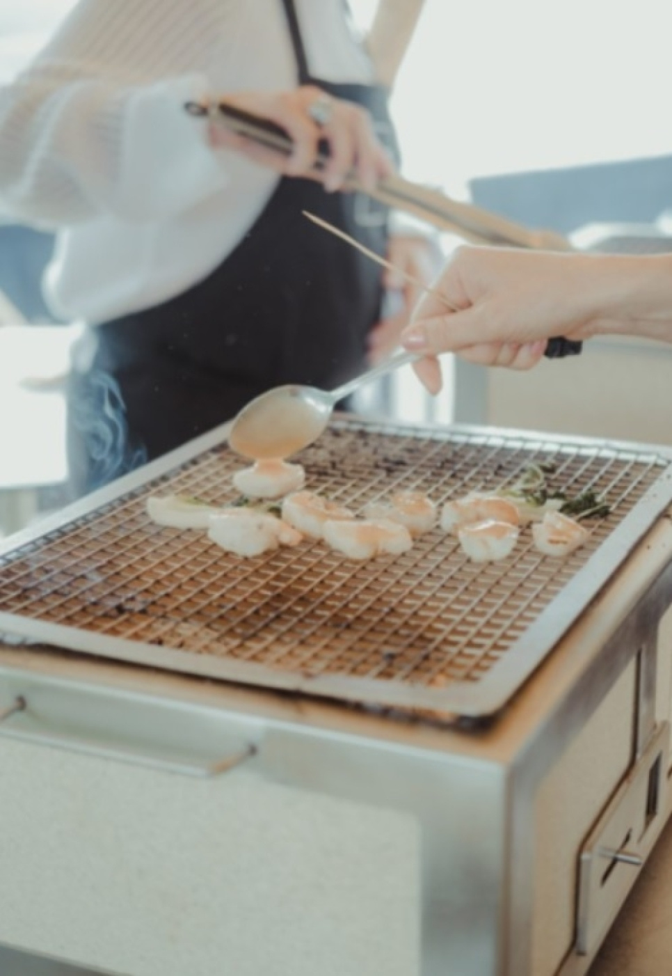 Bordsgrill/Konrogrill med rostfri ram, Medium Wide 46 x 36 cm - Kasai