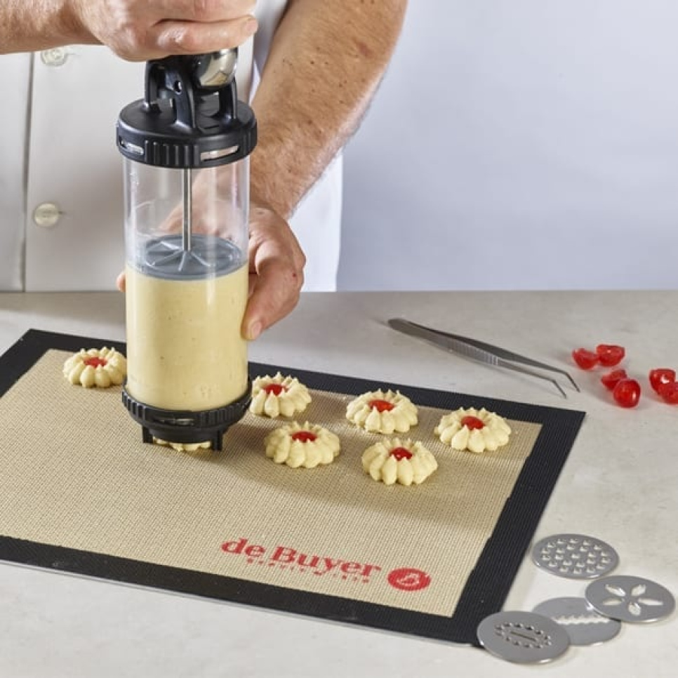 Le Tube With 2 Nozzles & 13 Disques For Cookies An Le Tube With 2 Nozzles & 13 Disques For Cookies An