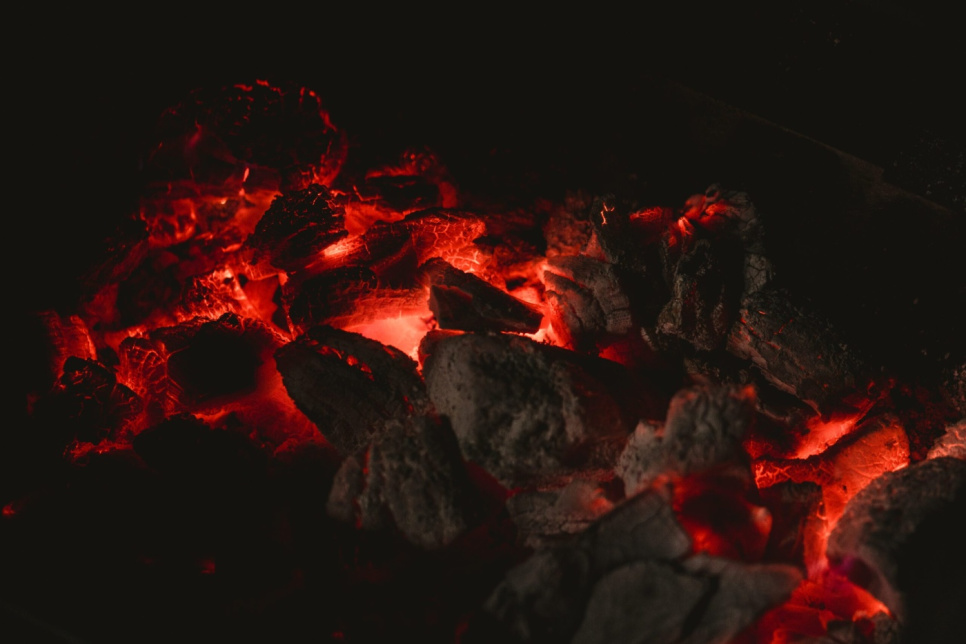 Grillkol, Chunx XL - Hardwood Lump Charcoal, 15,88kg - Jealous Devil