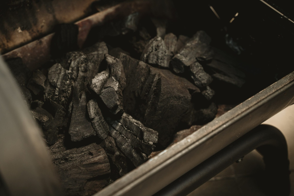 Grillkol, Chunx XL - Hardwood Lump Charcoal, 15,88kg - Jealous Devil