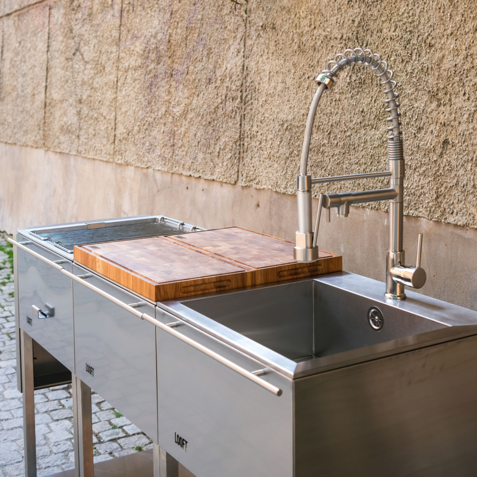 Utekök, komplett med kolgrill, arbetsbänk & diskho - Looft