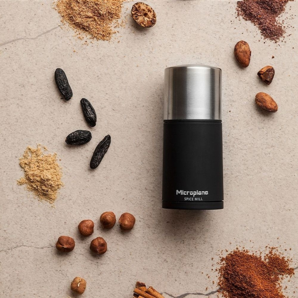 Kryddkvarn med förvaring, 2in1 - Microplane Kryddkvarn med förvaring, 2in1 - Microplane