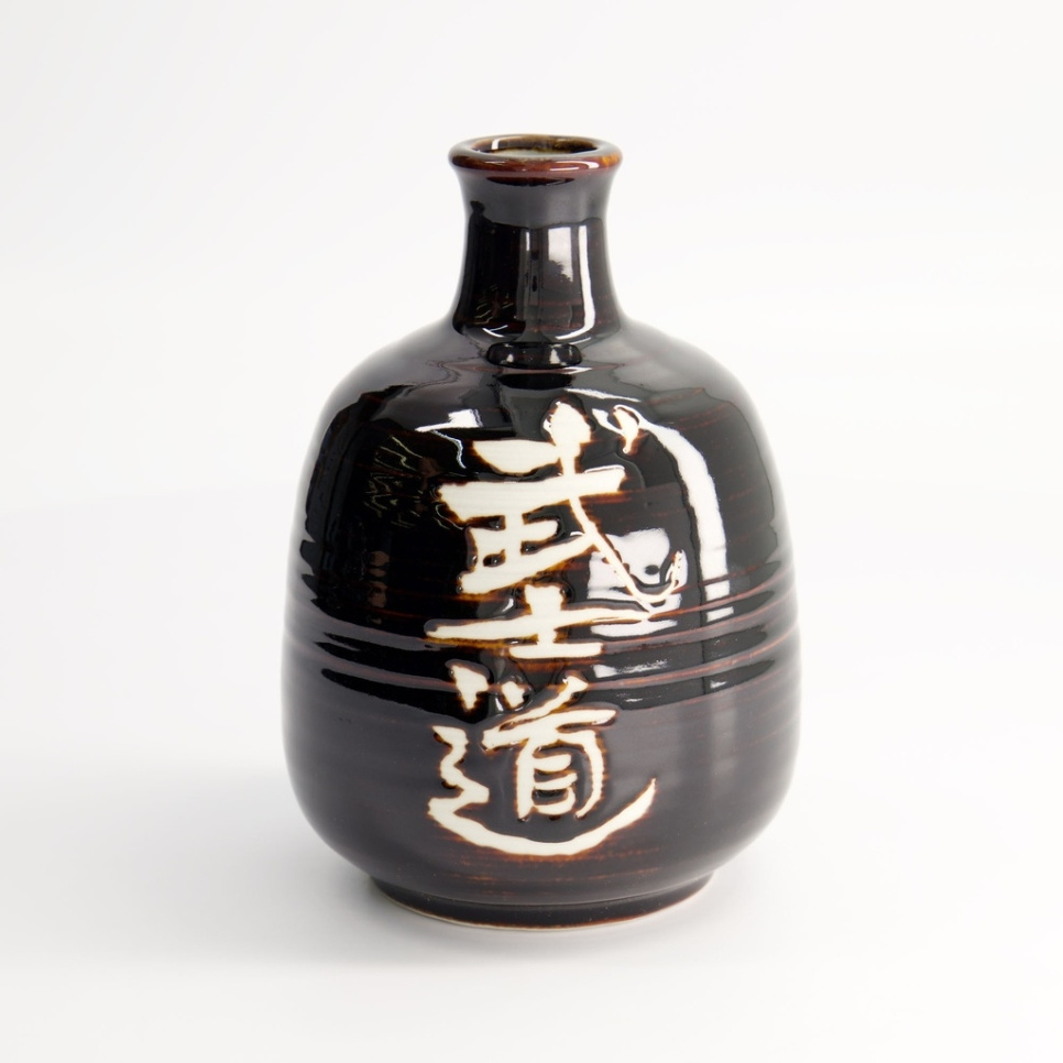 Tokkuri, Sakeflaska, Bushido i gruppen Matlagning / Köksredskap / Asiatisk matlagning hos The Kitchen Lab (2252-33125)