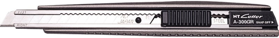 Brytkniv från Japan - NT Cutter A-300GR i gruppen Bakning / Bakredskap / Degskärare & degknivar hos KitchenLab (2290-36294)