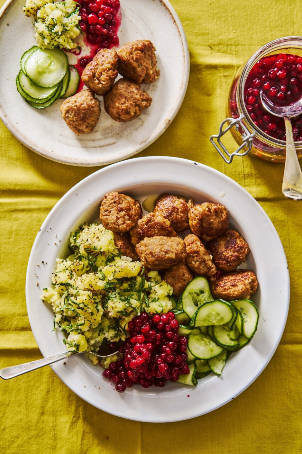 The Swedish Cookbook - Niklas Ekstedt